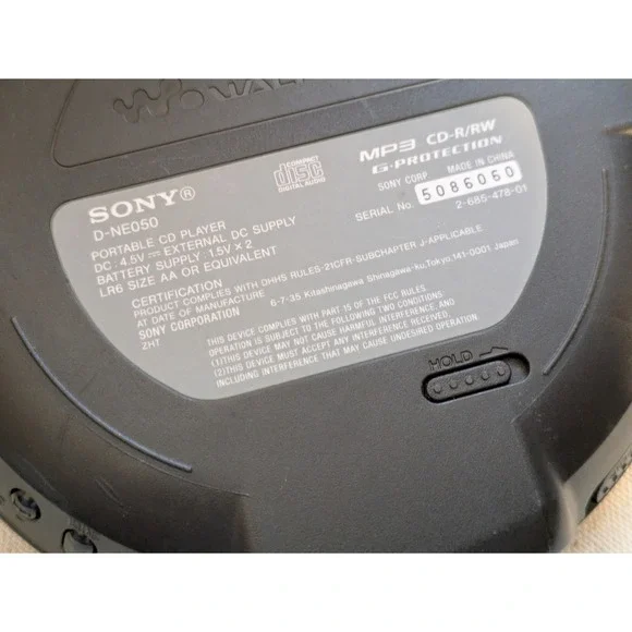 Sony PSYC CD Walkman D-NE050 Portable CD Player Black MP3 G-Protection Working - Picture 5 of 6
